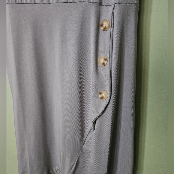 Pretty gray dress with buttons, size small - Picture 3 of 5